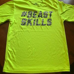 Boys Tek Gear t shirt non smoking home great shape